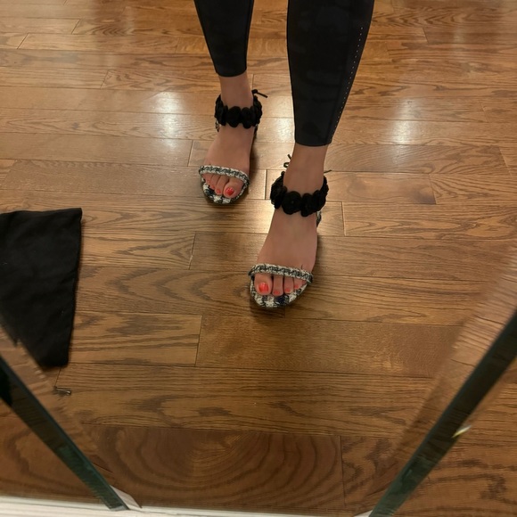 Chanel Tweed Sandals - Picture 5 of 14